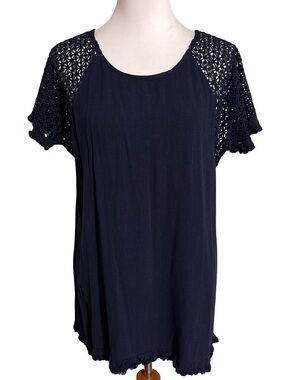 Umgee Linen Navy Crochet Raglan Sleeve Tunic Top
